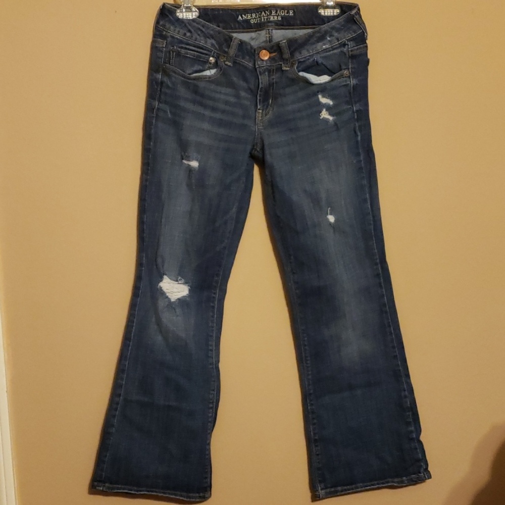 American Eagle distressed jeans